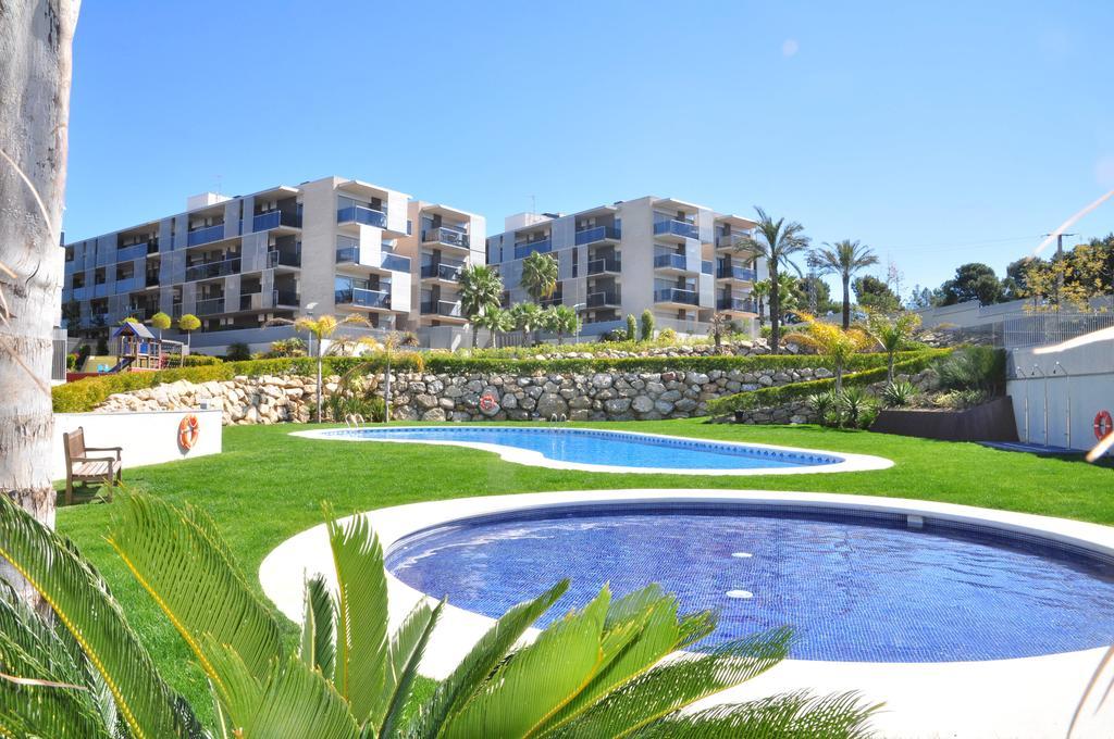 Paradise Village Litoral Costa Dorada 살루 객실 사진