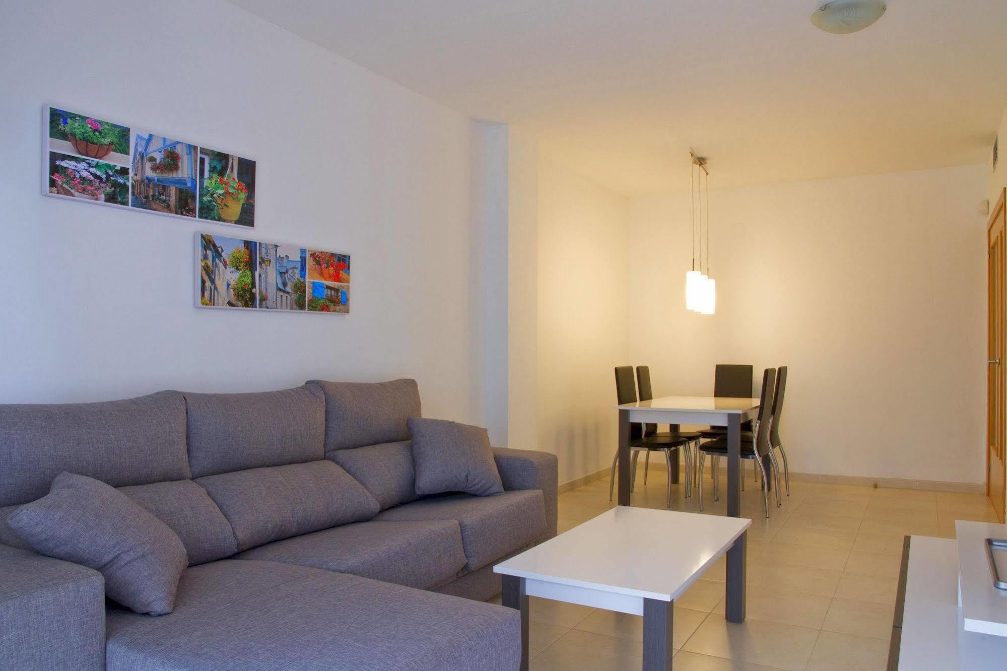 Paradise Village Litoral Costa Dorada 살루 외부 사진