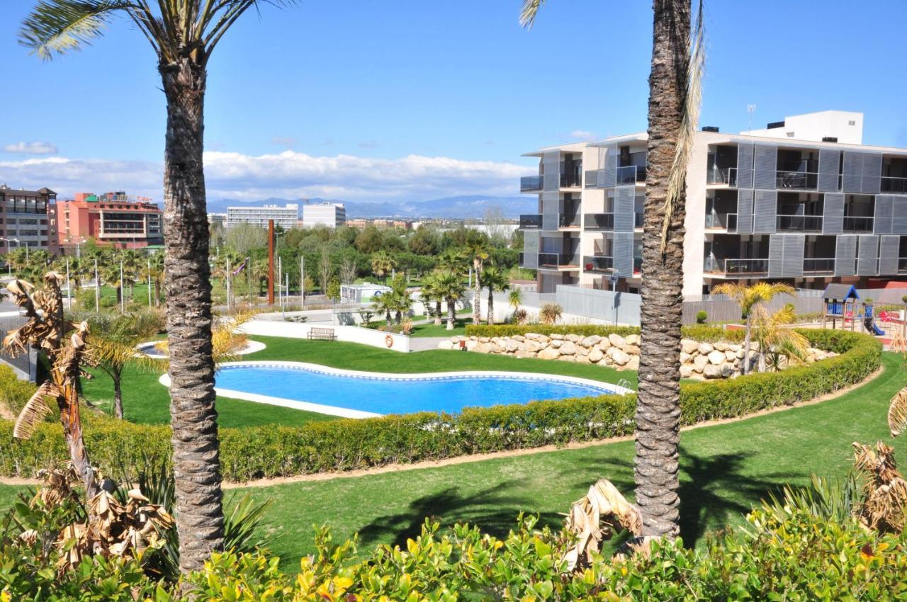 Paradise Village Litoral Costa Dorada 살루 외부 사진