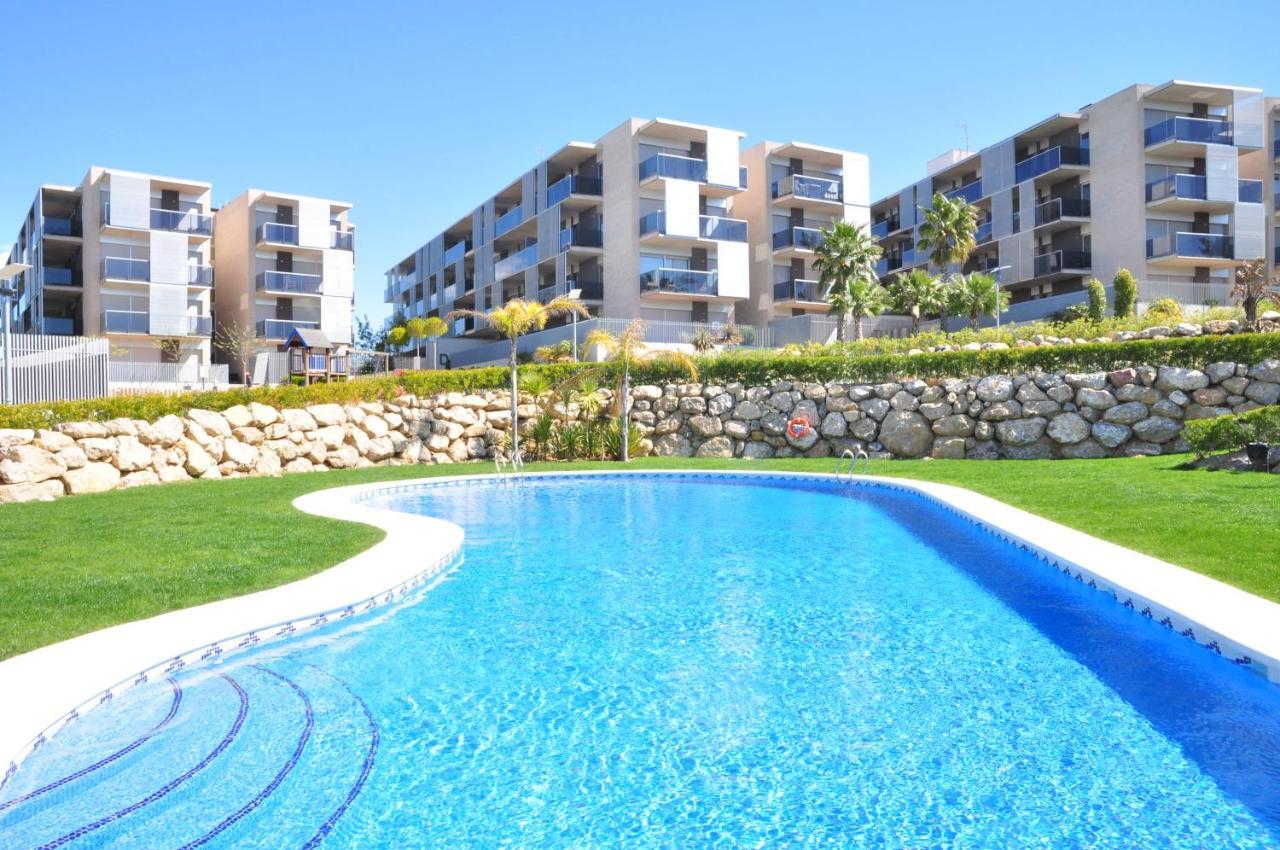 Paradise Village Litoral Costa Dorada 살루 외부 사진
